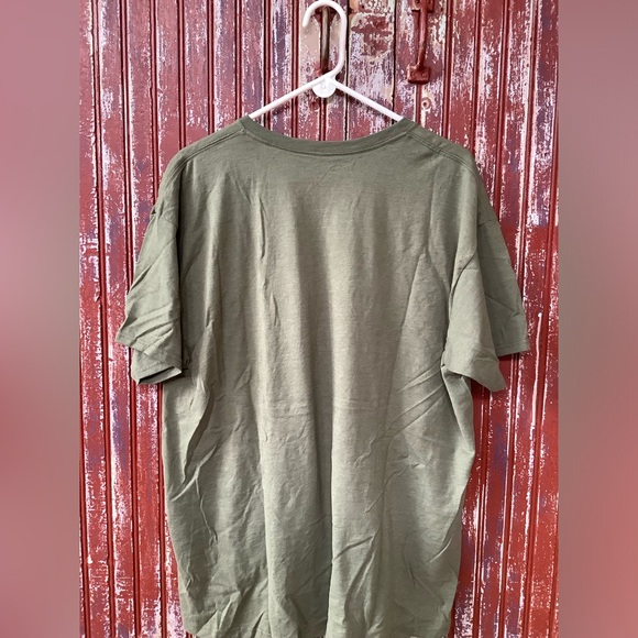 NWT!  Men’s Cotton T-shirt Pocket Short Sleeve 2 Colors  (XL) - Picture 6 of 6